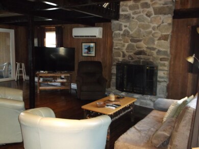 201 Mountain Lake Dr, Dingmans Ferry, PA 18328 - photo 3