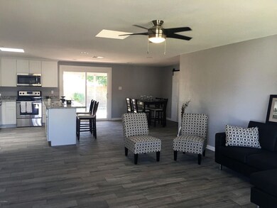 2a1_Living Room-After2