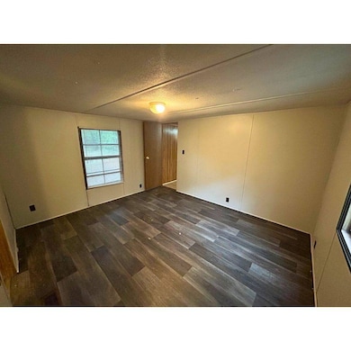 4502 E Old Marion Hwy unit 15, Florence, SC 29506 - photo 6