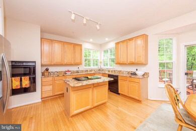9305 Snowhill Estates Ln, Laurel, MD 20708 - photo 7