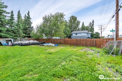 1000 W 32nd Ave9