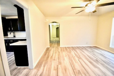 1119 Beacon St, Houston, TX 77015 - photo 3