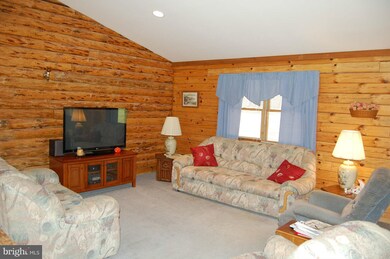 12804 Quirauk School Rd, Sabillasville, MD 21780 - photo 7