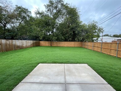 413 N Maurice Ave, Denison, TX 75020 - photo 4