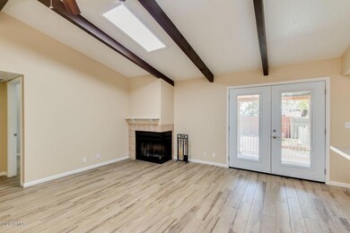 Covina Family RoomFP