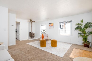 1527 NW 10th St, Bend, OR 97701 - photo 6