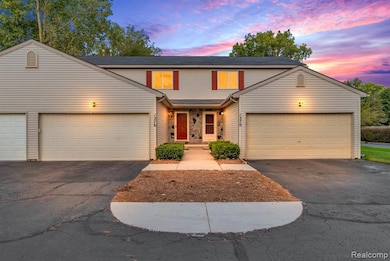 1276 Jay St unit 6, Waterford, MI 48327 - photo 2