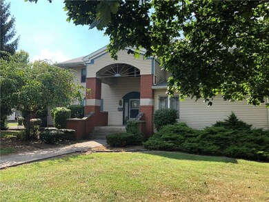 1207 Broadway St, Anderson, IN 46012 - photo 2