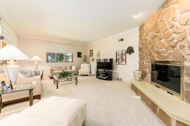 6315 Olde Orchard Dr, Columbus, OH 43213 - photo 7