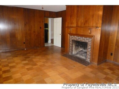 2603 Mirror Lake Dr, Fayetteville, NC 28303 - photo 6