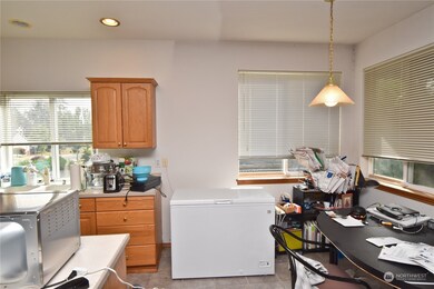 25411 155th Ave SE, Kent, WA 98042 - photo 5