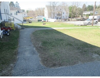 27 Green St unit 3, Dudley, MA 01571 - photo 4