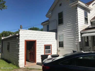 274 Dewey Ave, Pittsfield, MA 01201 - photo 3