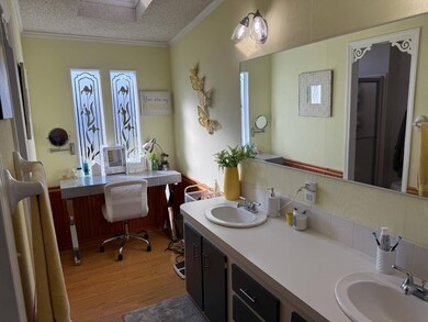 569 Wainsbrook Dr unit 569, Melbourne, FL 32934 - photo 7