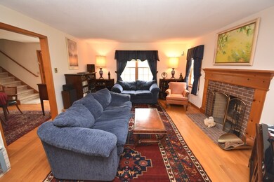 9 Karen Dr, Sunderland, MA 01375 - photo 3