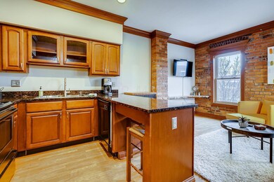 10 Clark Place, Columbus, OH 43201 - photo 3