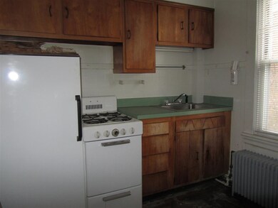 34 Jeanette St, Albany, NY 12209 - photo 6