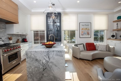 High End Kitchen
