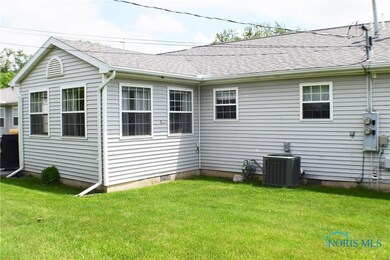108 Lavine St unit C108, Woodville, OH 43469 - photo 4