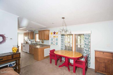 368 Egret - Dining Room - Kitchen
