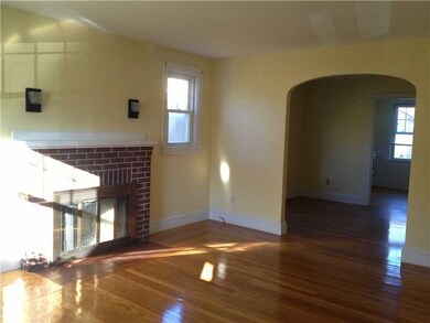 147 Mayfair Rd, Warwick, RI 02888 - photo 3