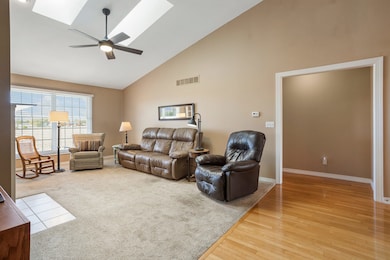 2521 Windward Blvd unit 2521, Champaign, IL 61821 - photo 7