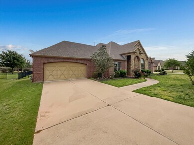3208 Steamers Ct, Granbury, TX 76049 - photo 6