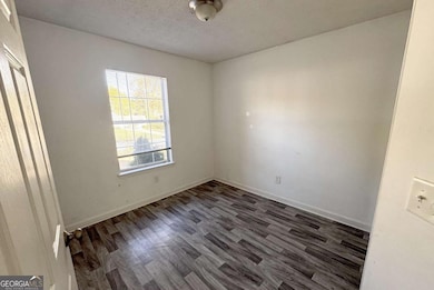 2119 Briar Glen Ln SW, Atlanta, GA 30331 - photo 7