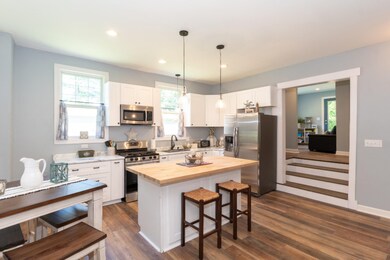 4577 Douglas Terrace-10