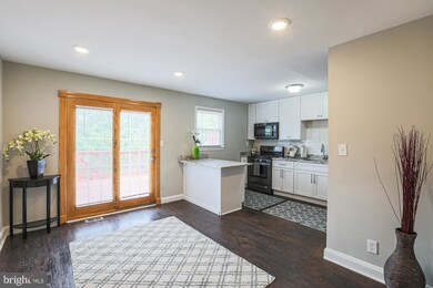 965 Fairmount Ave, Towson, MD 21204 - photo 6