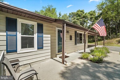 7804 Horseshoe Ct, Frederick, MD 21701 - photo 5