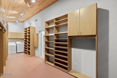 03-Primary Closet