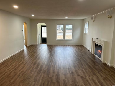 455 W Main St, Bloomfield, IN 47424 - photo 6