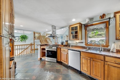 122 N Elm St, West Bridgewater, MA 02379 - photo 7