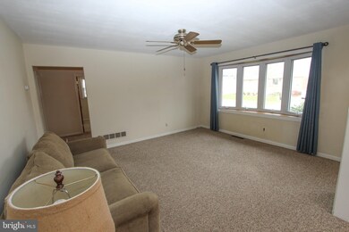 4432 Sandy Dr, Wilmington, DE 19808 - photo 3