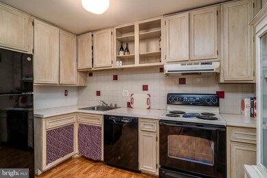 1503 Lowell Ct, Crofton, MD 21114 - photo 7