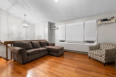 108 Wayland Ave, Waterbury, CT 06708 - photo 6