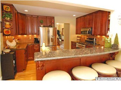 166 Riveredge Rd, Tinton Falls, NJ 07724 - photo 3