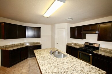 7255 Basque Country Dr, Magnolia, TN 77354 - photo 3