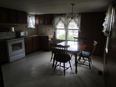 139 Jupiter Cir, West Wareham, MA 02576 - photo 5