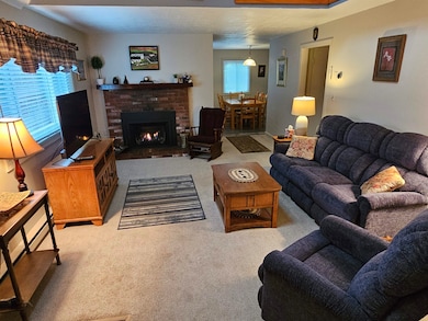 9 Jefferson Dr unit 53, Woodstock, NH 03262 - photo 3