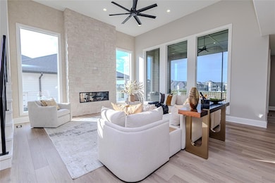 3974 NW 181st St, Clive, IA 50325 - photo 2