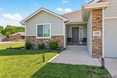 4400 SW Brandywine Ln, Topeka, KS 66610 - photo 2