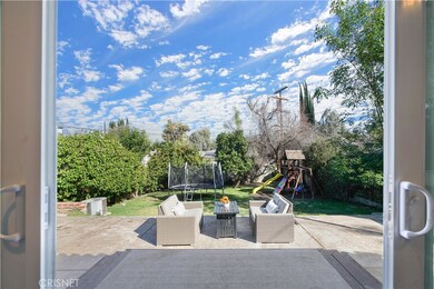 5290 Campo Rd, Woodland Hills, CA 91364 - photo 7