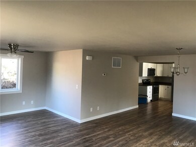 287 N Iowa Ave, East Wenatchee, WA 98802 - photo 2