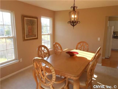 104 Bette Cir, Chittenango, NY 13037 - photo 6