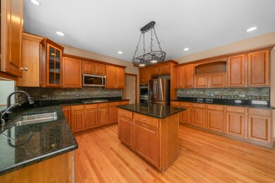 757 Merrill New Rd unit 7, Sugar Grove, IL 60554 - photo 6