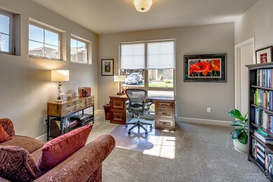 11128 Desert Sky Loop, Redmond, OR 97756 - photo 6