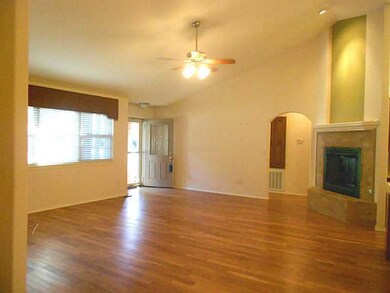 8 Wyncombe Ln, Bella Vista, AR 72714 - photo 2