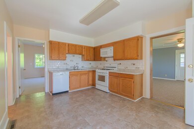 2140EFowler_JW_REO-9655-Edit